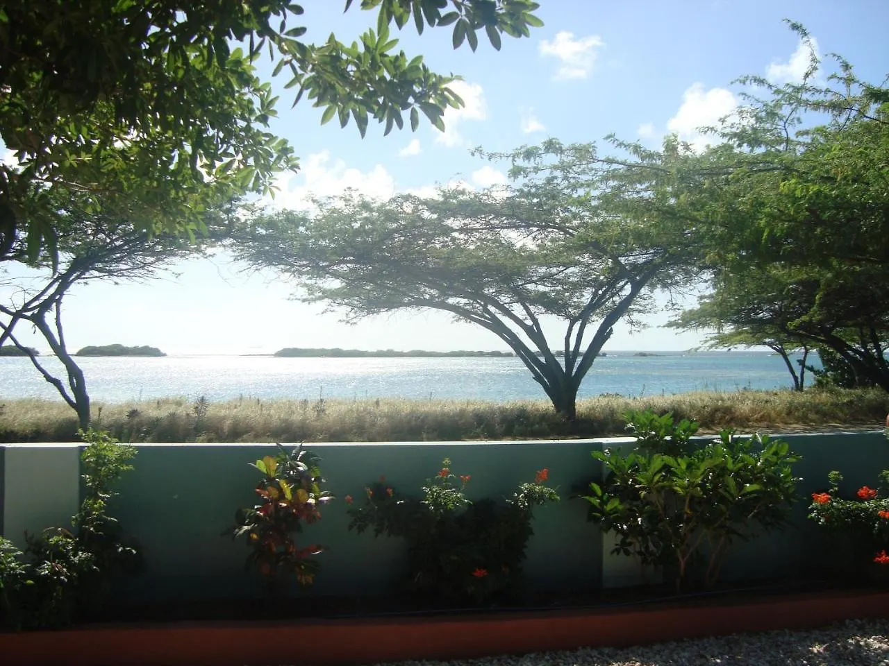 Vakantiehuis The Merry Milestone Oceanfront Villa At Spanish Lagoon Pos Chiquito